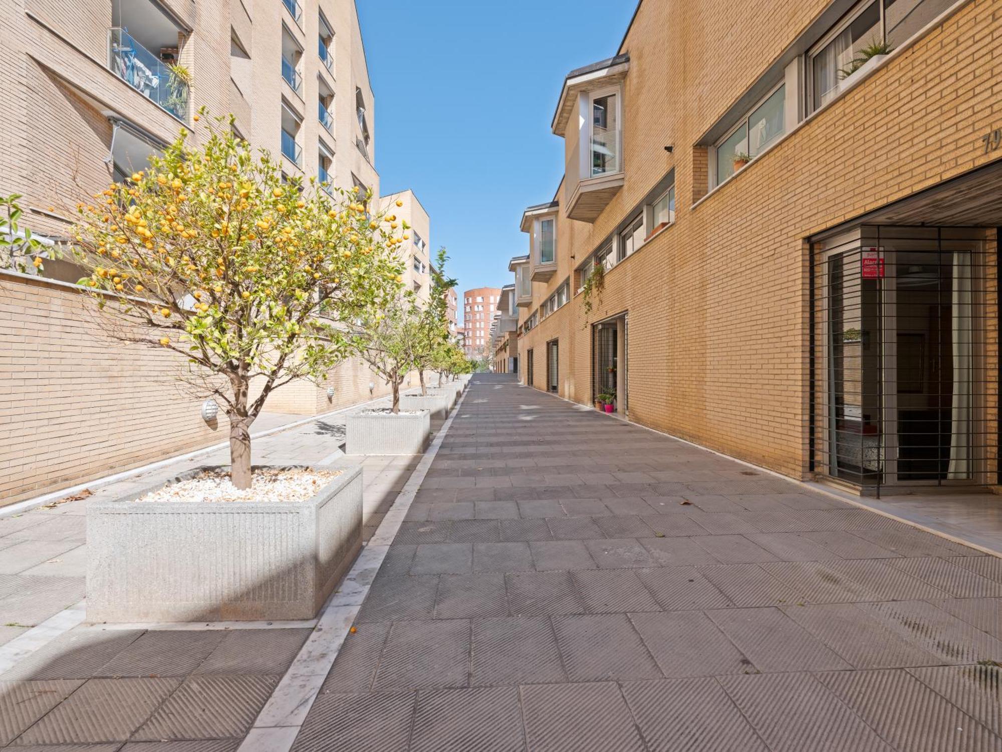 Vila Olimpica Skyline Barcelona Exterior photo